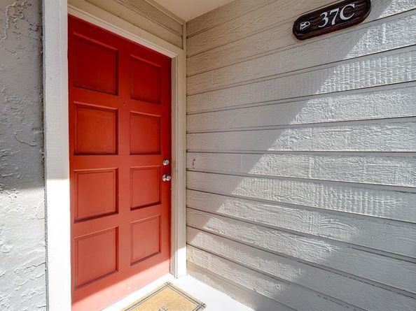 5200  Martel Avenue  37C, Dallas Texas 75206
