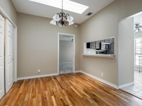 5200  Martel Avenue  37C, Dallas Texas 75206