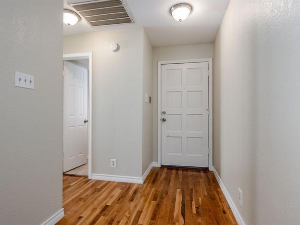 5200  Martel Avenue  37C, Dallas Texas 75206