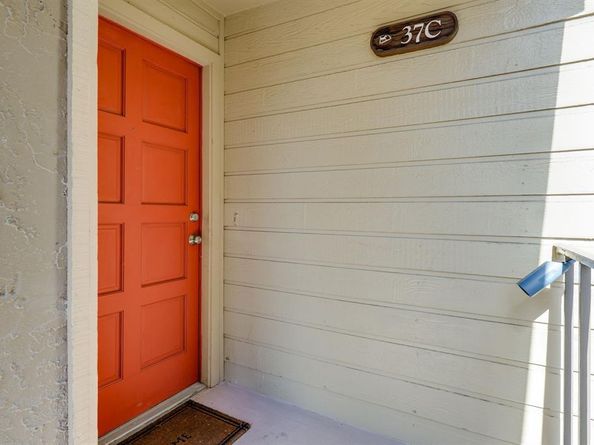 5200  Martel Avenue  37C, Dallas Texas 75206