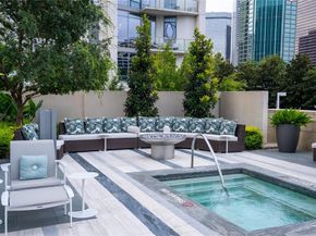 1918  Olive Street  3402, Dallas Texas 75201