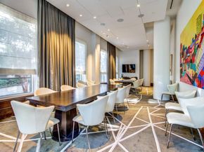 1918  Olive Street  3402, Dallas Texas 75201