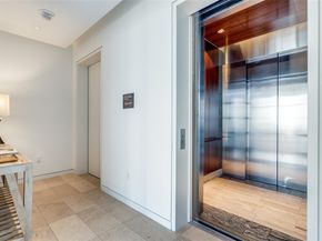 1918  Olive Street  3402, Dallas Texas 75201