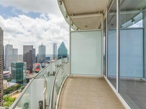 1918  Olive Street  3402, Dallas Texas 75201