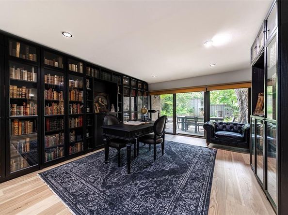 4030  Buena Vista Street , Dallas Texas 75204