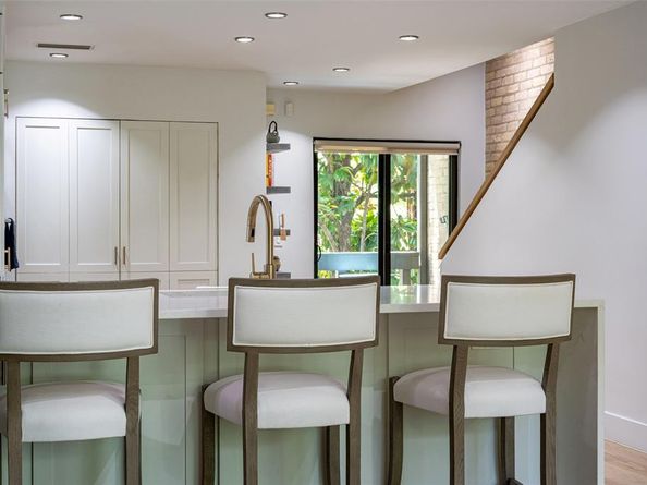 4030  Buena Vista Street , Dallas Texas 75204