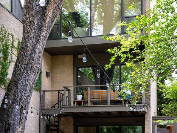 4030  Buena Vista Street , Dallas Texas 75204