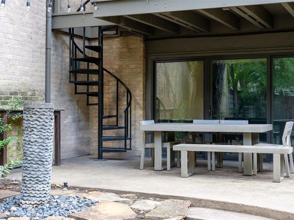 4030  Buena Vista Street , Dallas Texas 75204