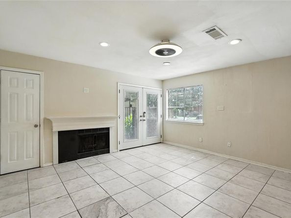 9835  Walnut Street  102, Dallas Texas 75243