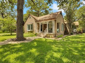 2233  Goldenrod Avenue , Fort Worth Texas 76111