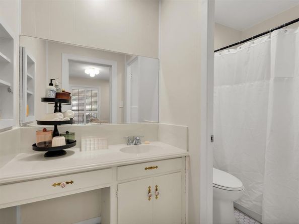 2233  Goldenrod Avenue , Fort Worth Texas 76111