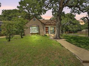 2233  Goldenrod Avenue , Fort Worth Texas 76111