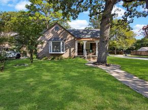2233  Goldenrod Avenue , Fort Worth Texas 76111