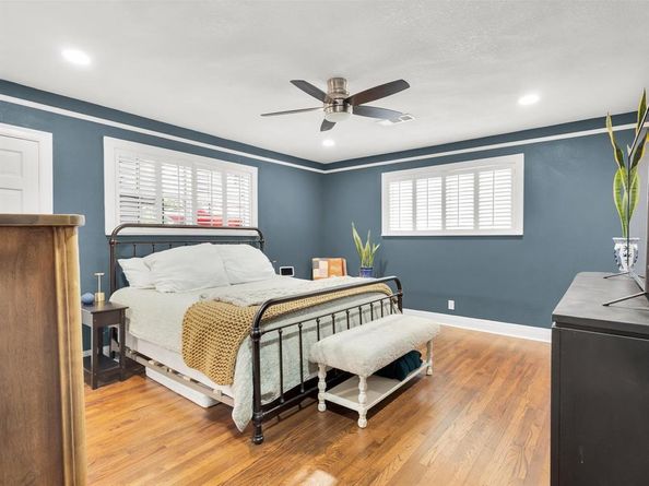 2233  Goldenrod Avenue , Fort Worth Texas 76111