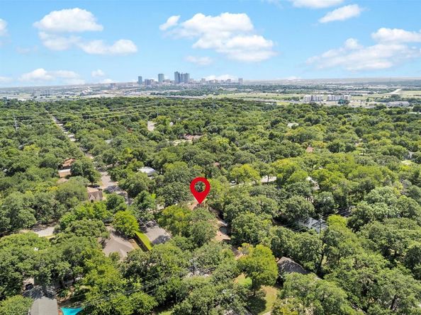 2233  Goldenrod Avenue , Fort Worth Texas 76111