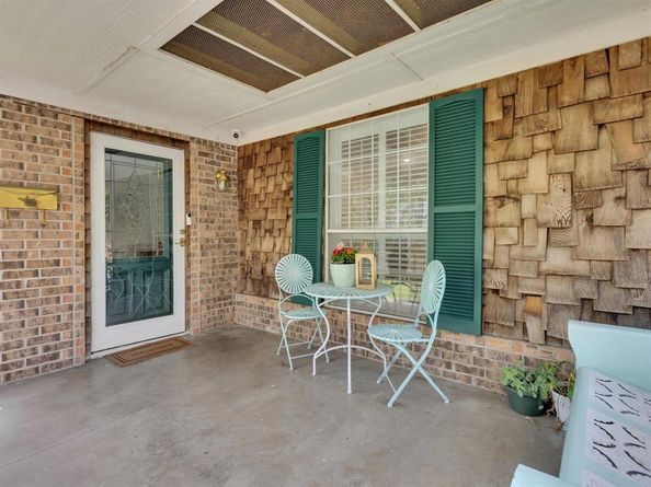 2233  Goldenrod Avenue , Fort Worth Texas 76111
