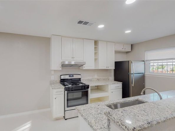 3524  Pacesetter Drive , Dallas Texas 75241