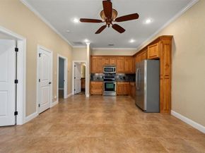 5821  El Campo Avenue , Fort Worth Texas 76107