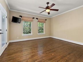 5821  El Campo Avenue , Fort Worth Texas 76107
