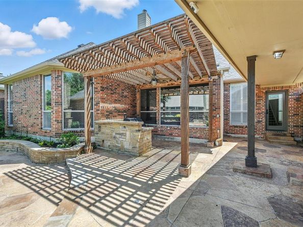 2543  Sir Tristram Lane , Lewisville Texas 75056