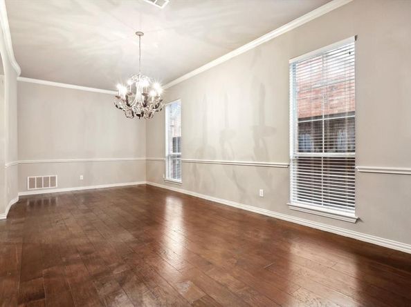 2543  Sir Tristram Lane , Lewisville Texas 75056