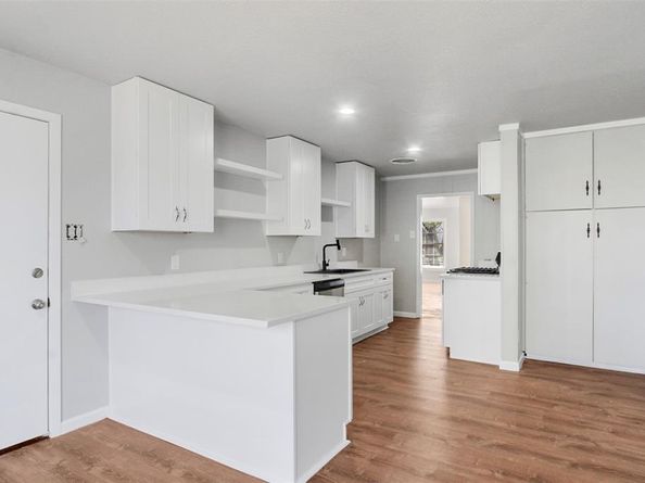 1232 W Beddell Street , Fort Worth Texas 76115