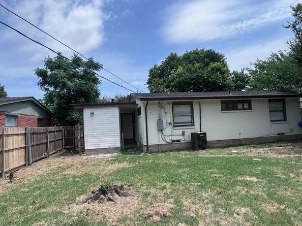 2428  Klondike Drive , Dallas Texas 75228