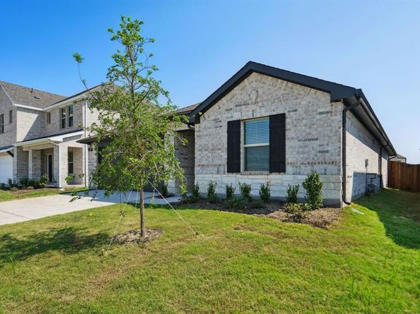 2215  Currents Road , Princeton Texas 75407