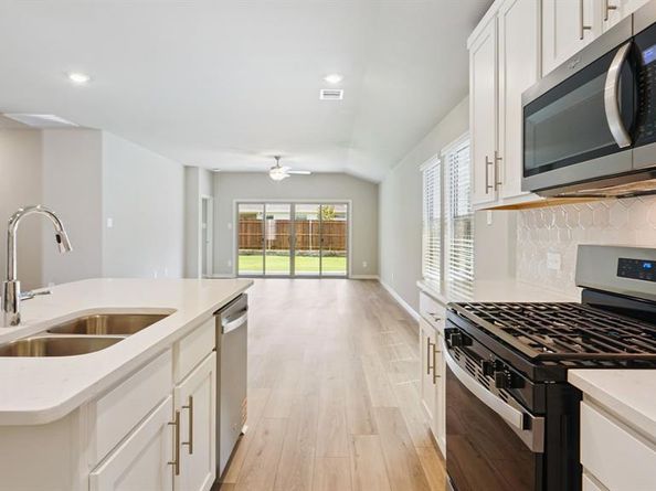 2215  Currents Road , Princeton Texas 75407