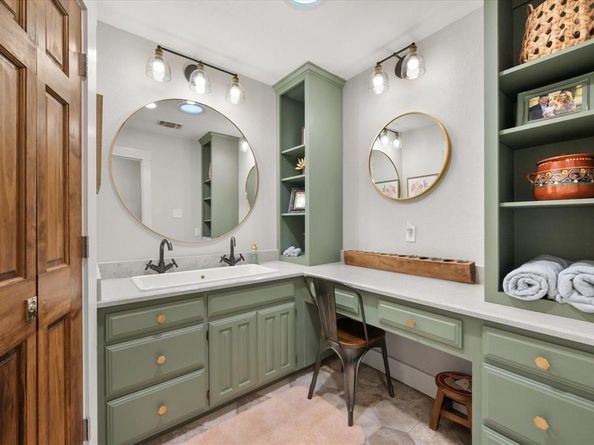 3907  Copperwood Court , Colleyville Texas 76034