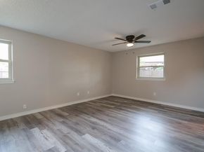 241  Berkshire Lane , Fort Worth Texas 76134