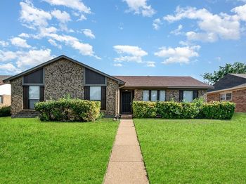 828  Harvest Glen Drive 