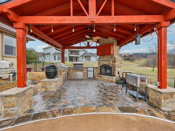319  Golden Pond Drive , Cedar Hill Texas 75104