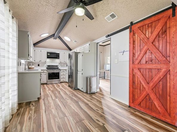 1629  Parkside Trail , Lewisville Texas 75077