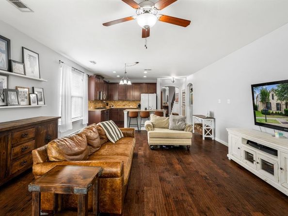 8201  Chief Spotted Tail Drive , McKinney Texas 75070