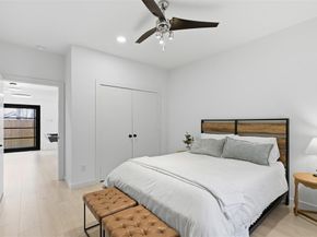 1810  Kraft Street , Dallas Texas 75212