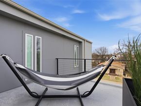 1810  Kraft Street , Dallas Texas 75212
