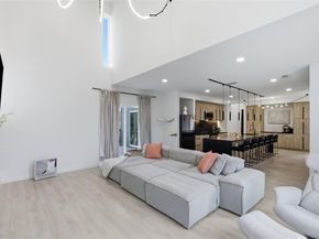 1810  Kraft Street , Dallas Texas 75212
