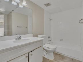 5053  Ridglea Lane  911, Fort Worth Texas 76116