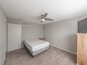 941  Turtle Cove  129, Irving Texas 75060