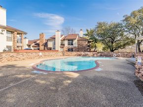 941  Turtle Cove  129, Irving Texas 75060