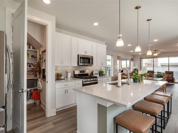 1109  Marigold Street , Little Elm Texas 76227