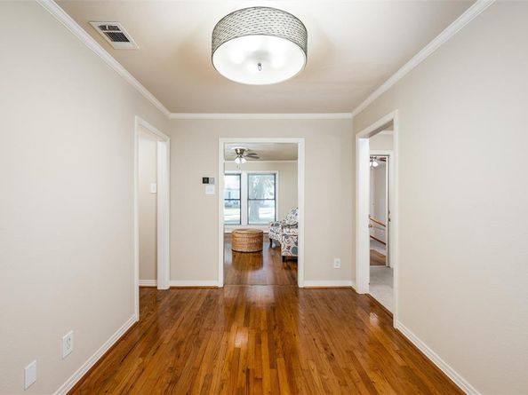 853  Holly Drive , Garland Texas 75040