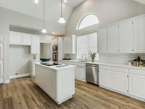2813  Mesa Court , Hurst Texas 76054