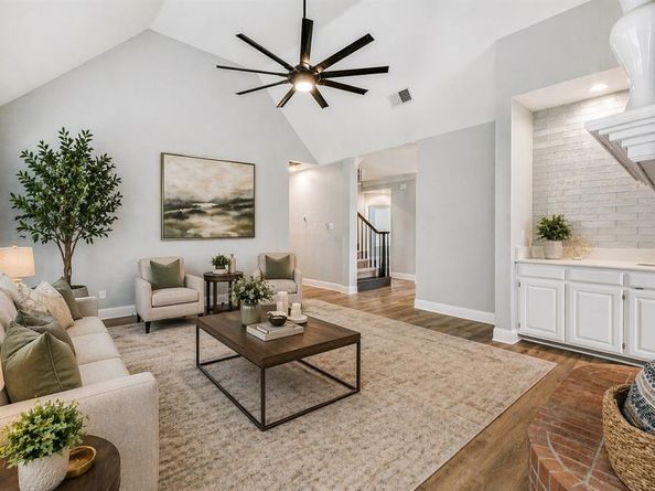 2813  Mesa Court , Hurst Texas 76054