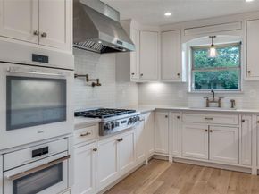 3728  Princess Lane , Dallas Texas 75229