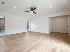 3728  Princess Lane , Dallas Texas 75229