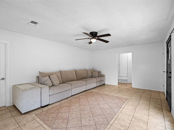 1800  Brook Hollow Drive , Fort Worth Texas 76114