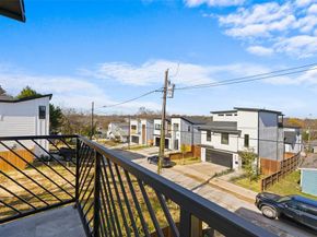 1320  Compton Street , Dallas Texas 75203