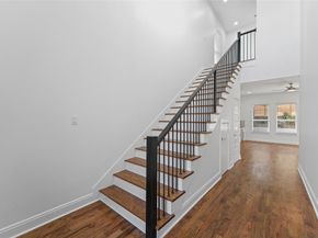 1320  Compton Street , Dallas Texas 75203